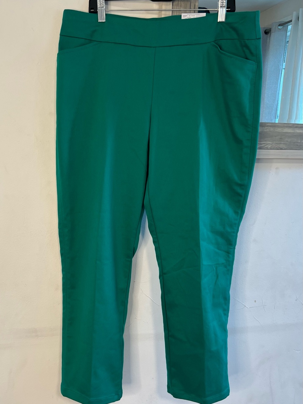 croft & barrow Emerald Green Pull-On Cropped Slim Pants